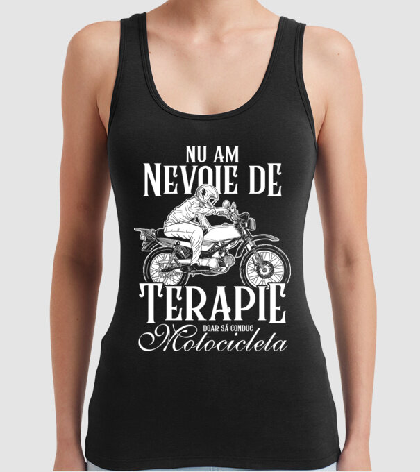 nu am nevoie de terapie, doar să conduc motocicleta model negru pe tricou