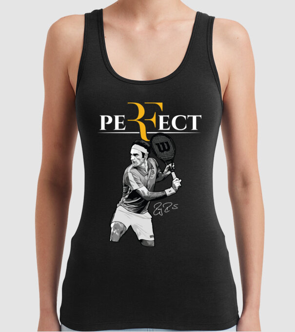 peRFect model negru pe tricou