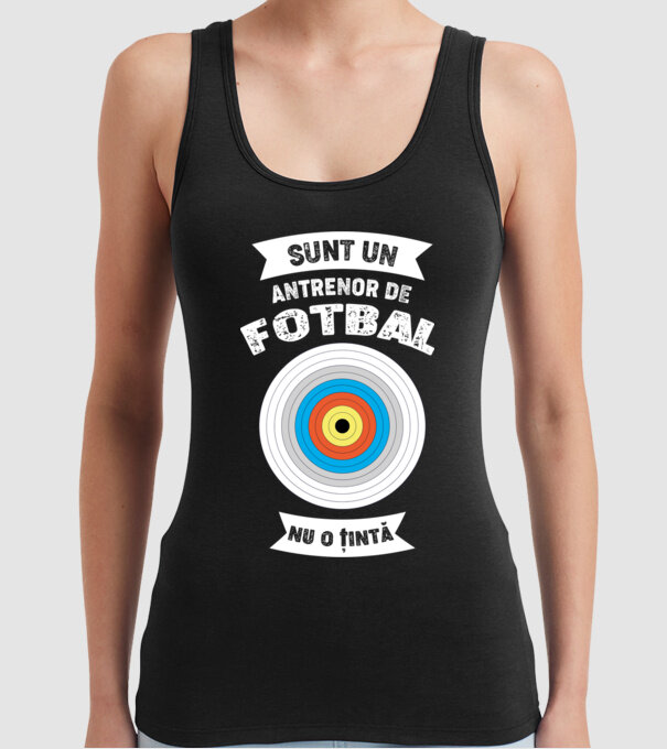 sunt un antrenor de fotbal, nu o țintă model negru pe tricou