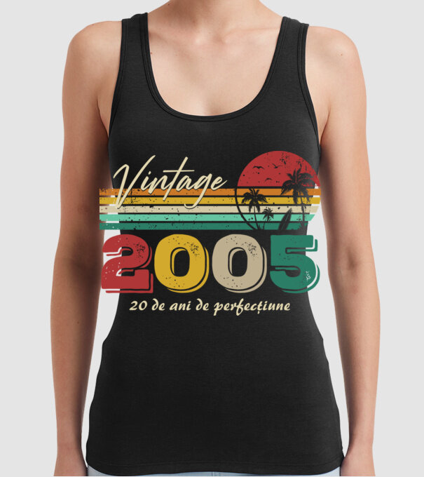 VINTAGE 2005 model negru pe tricou