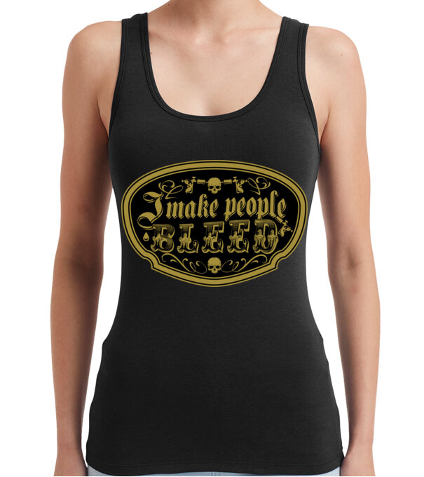  model  pe tricou