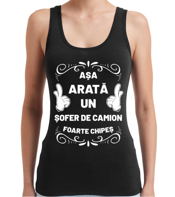  model  pe tricou