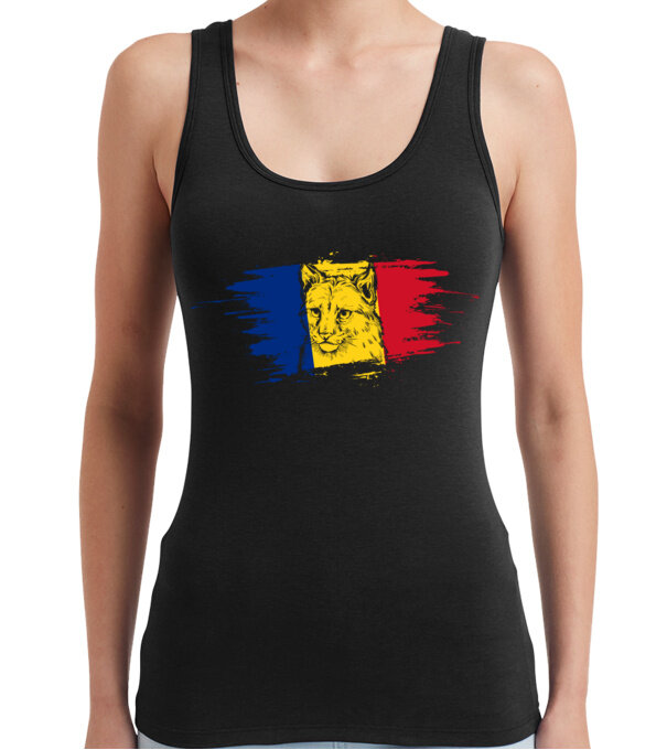 model  pe tricou