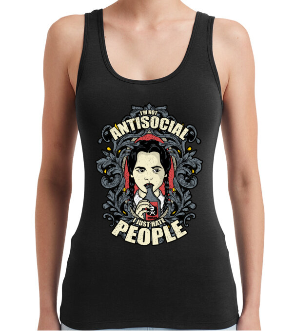  model  pe tricou