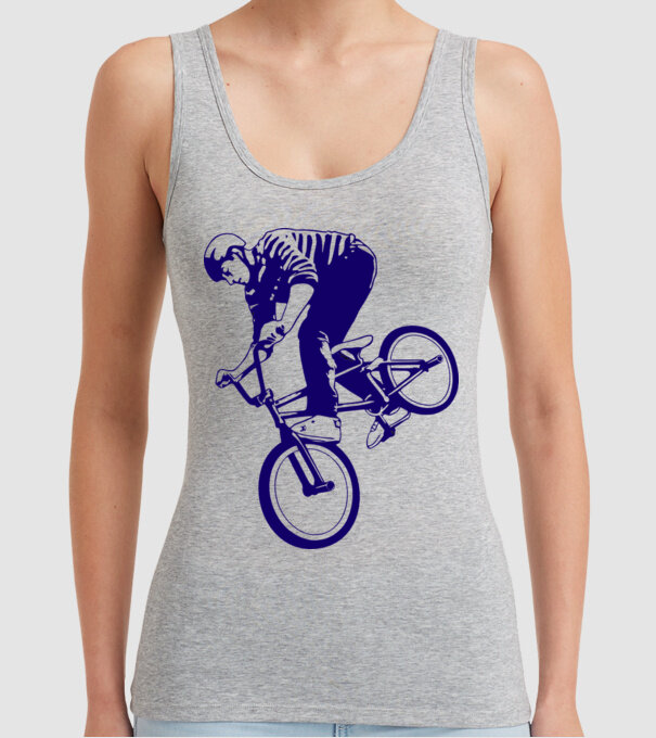 BMX stunt model gri pe tricou