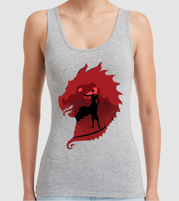 The Dragon model gri pe tricou
