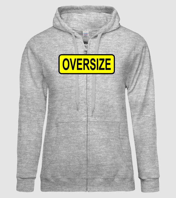 Oversize model gri pe tricou