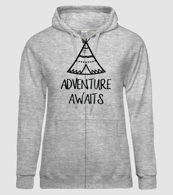 Advanture awaits model gri pe tricou