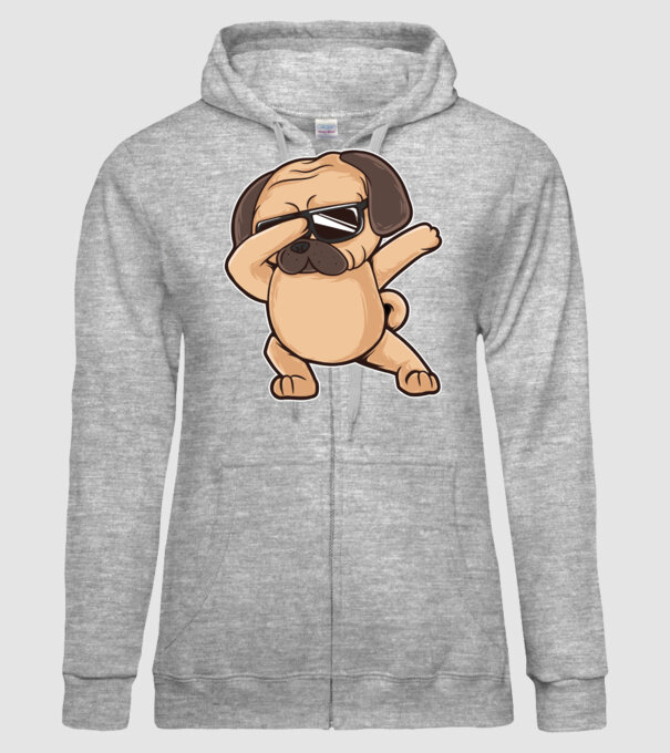 Mops DAB model gri pe tricou