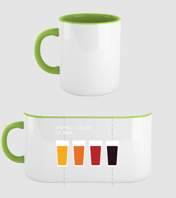 United Colors model verde pe tricou