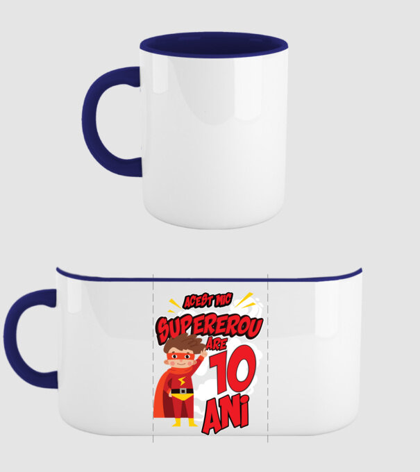Acest mic supererou are 10 ani model albastru închis pe tricou