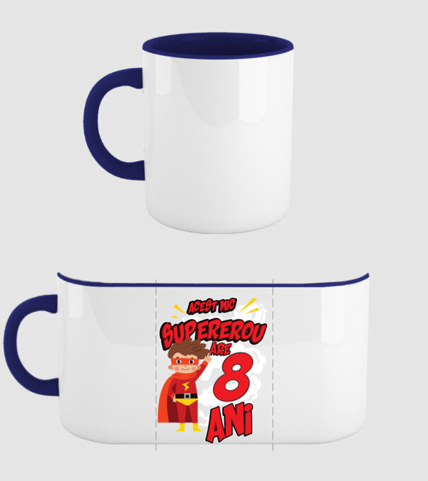 Acest mic supererou are 8 ani model albastru închis pe tricou