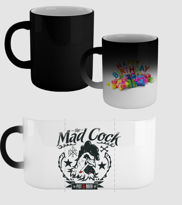 The Mad Cock model negru pe tricou