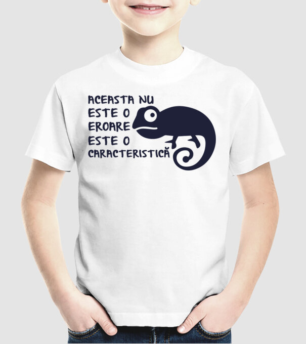 Aceasta nu este o eroare, este o caracteristică model alb pe tricou