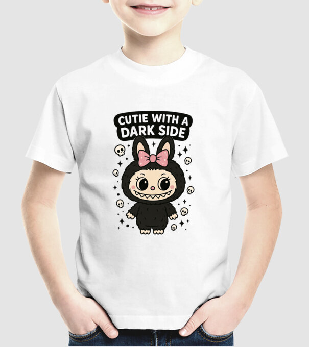 Cutie with a dark side model alb pe tricou