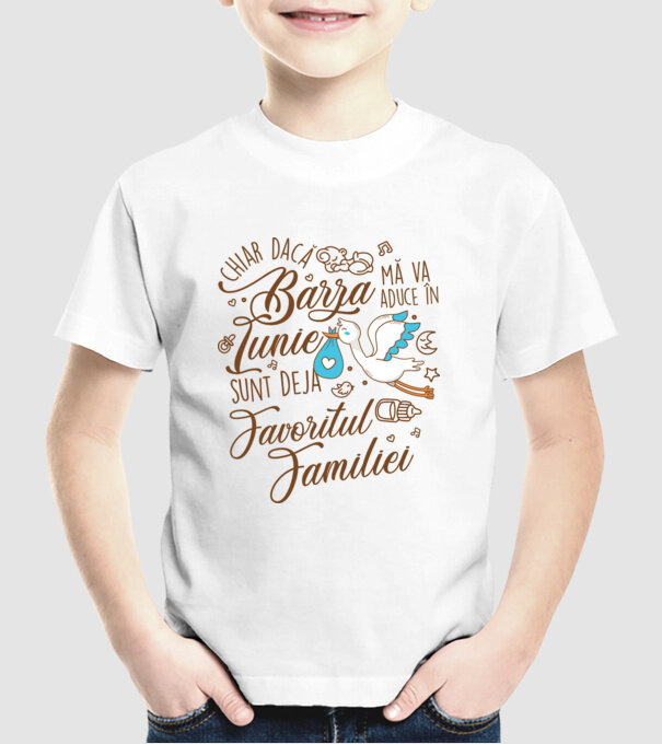 Favoritul familiei IUNIE model alb pe tricou