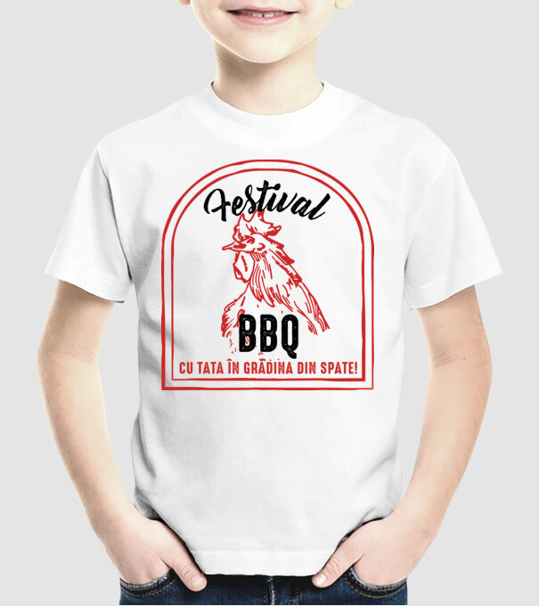 Festival BBQ - cu tata în grădina din spate! model alb pe tricou