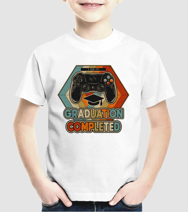 Graduatuion completed retro model alb pe tricou