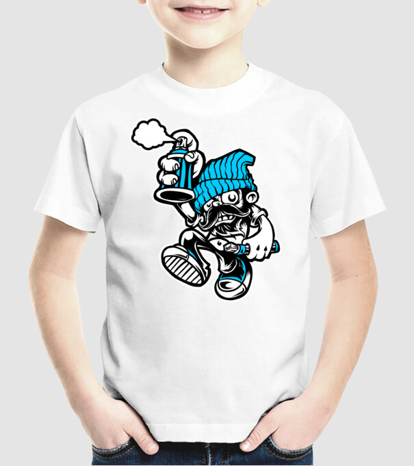 Graffiti model alb pe tricou