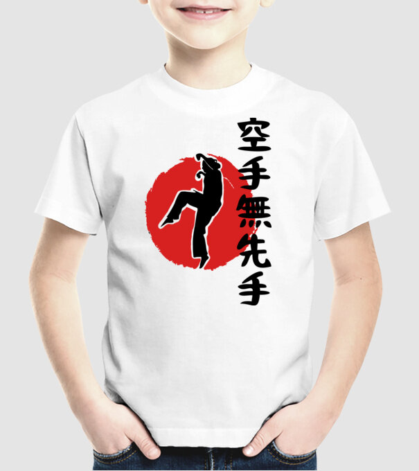 Larusso training japan model alb pe tricou