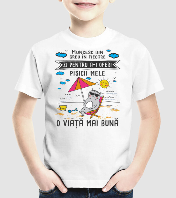 Muncesc din greu în fiecare zi pentru a-i oferi pisicii mele o viață mai bună model alb pe tricou