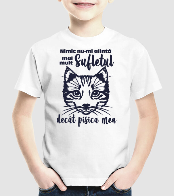 Nimic nu-mi alintă mai mult sufletul decât pisica mea model alb pe tricou