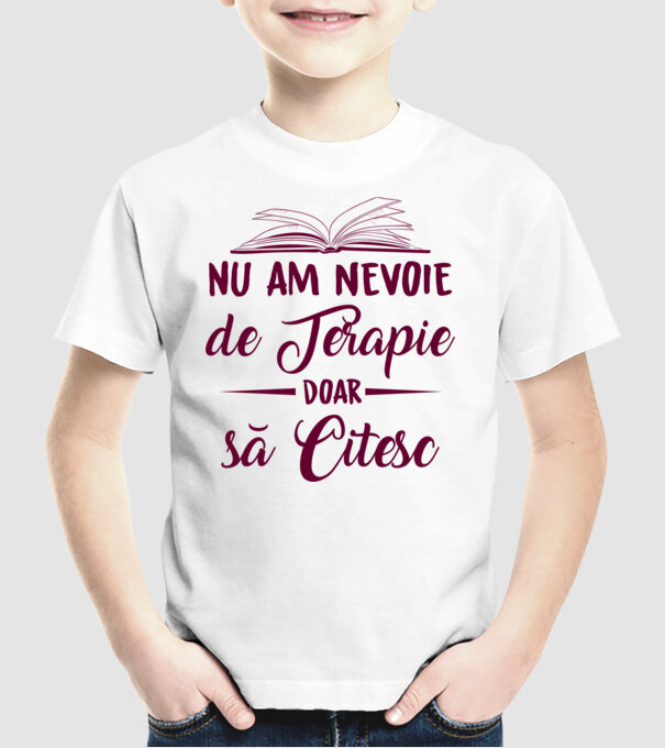nu am nevoie de terapie, doar să citesc model alb pe tricou
