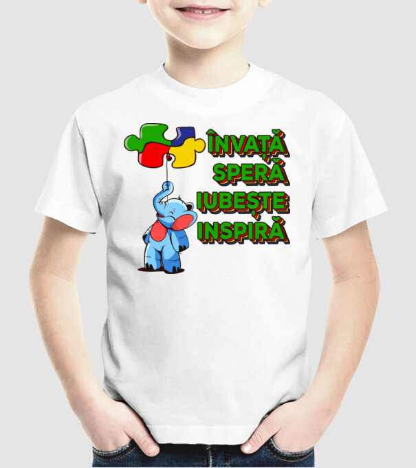 Învață, speră, iubește, inspiră model alb pe tricou