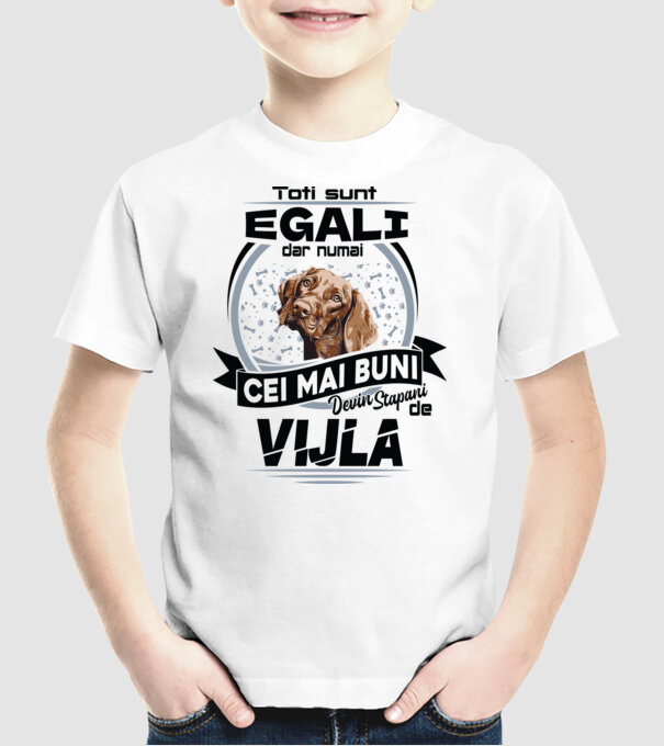 Toți sunt egali, dar numai cei mai buni devin stăpâni de vijla model alb pe tricou
