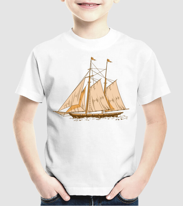 Vapoare model alb pe tricou