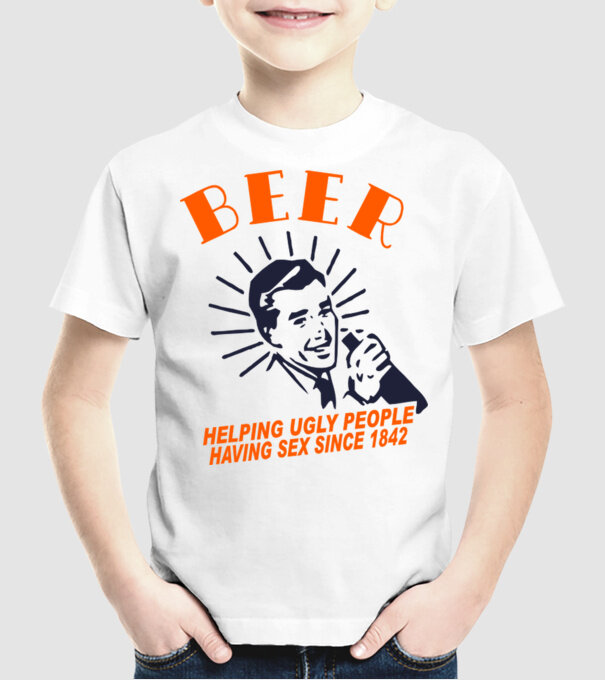 beeer model alb pe tricou