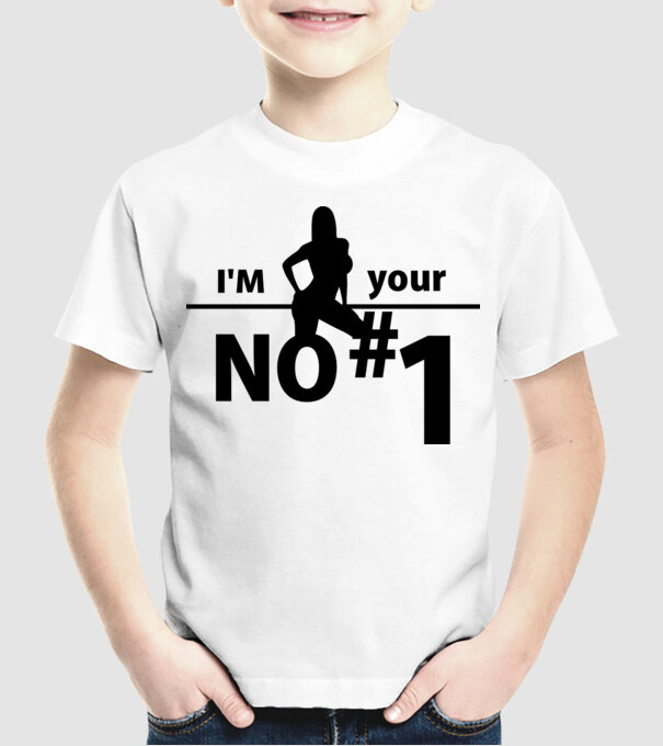 Prima model alb pe tricou