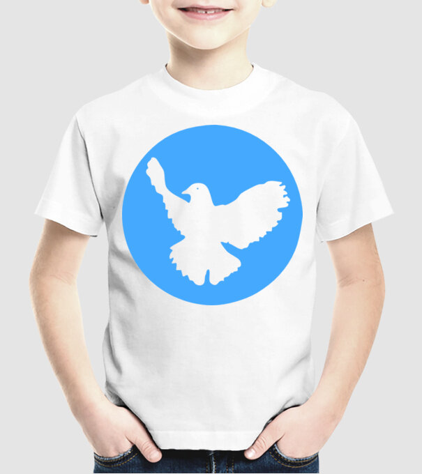 Porumbel model alb pe tricou
