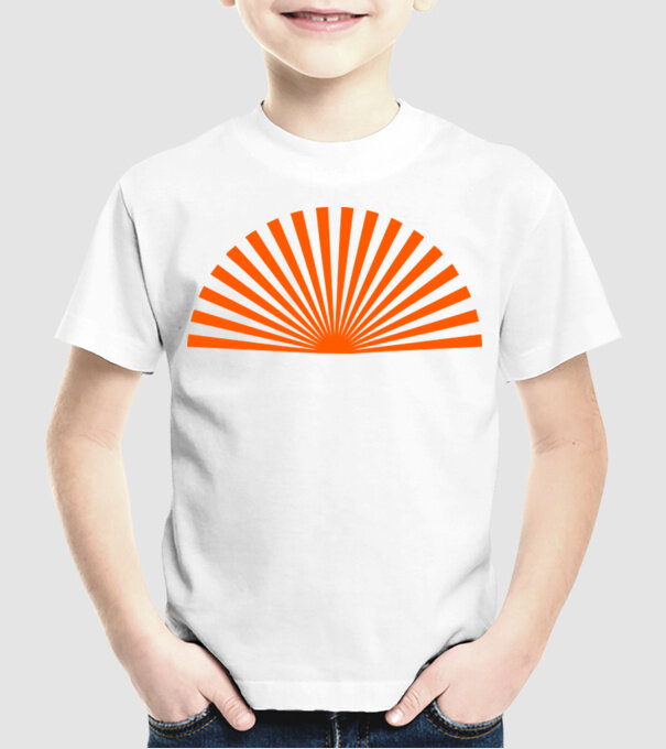 Fond model alb pe tricou