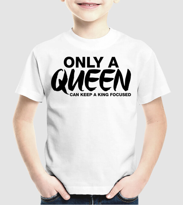 Only a Queen model alb pe tricou