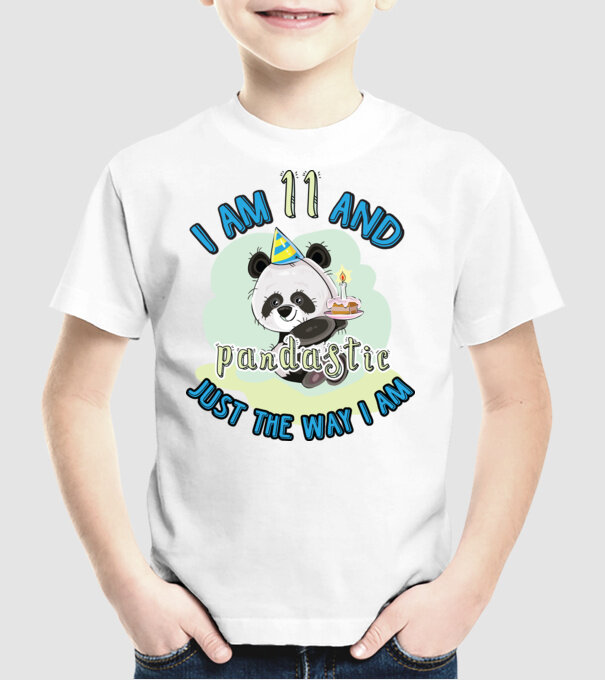 PANDASTIC 11 model alb pe tricou