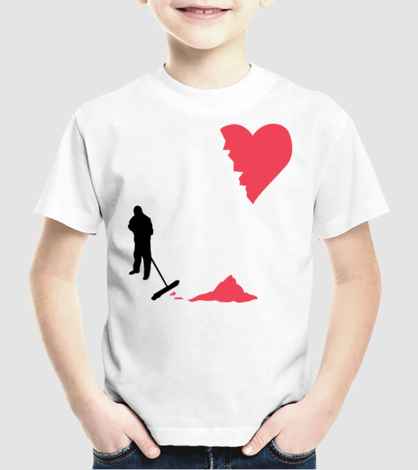Curățător de inimi model alb pe tricou