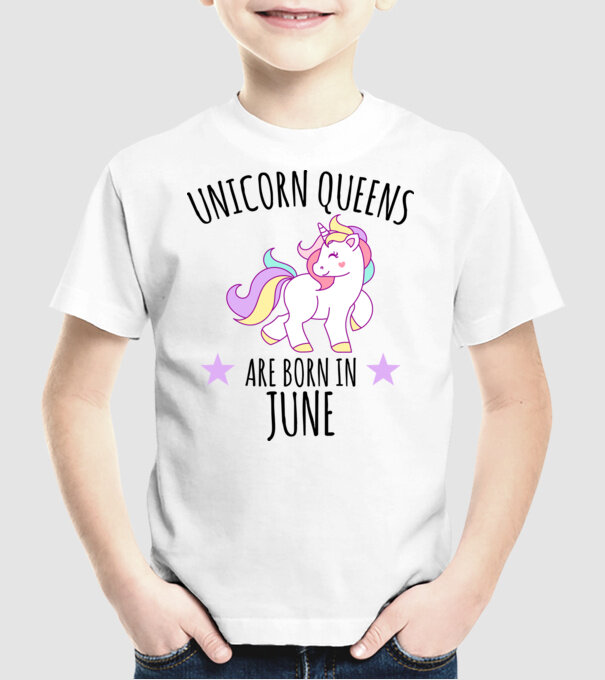 Unicorn queens are born in - June model alb pe tricou