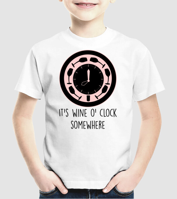 Wine o clock model alb pe tricou