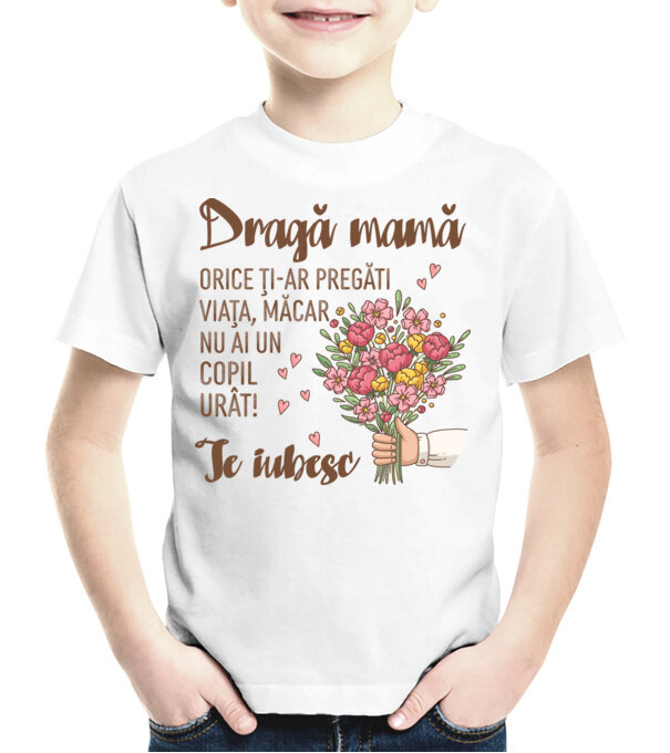  model  pe tricou