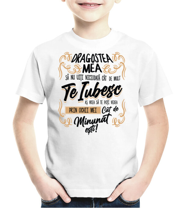  model  pe tricou