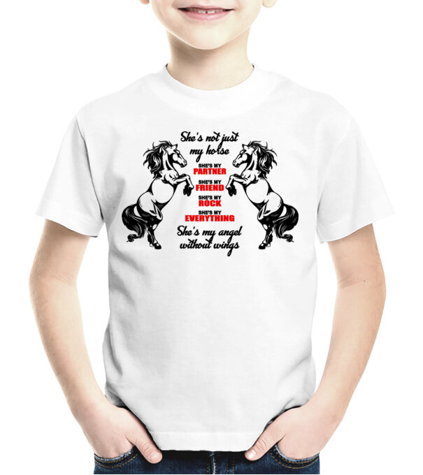  model  pe tricou