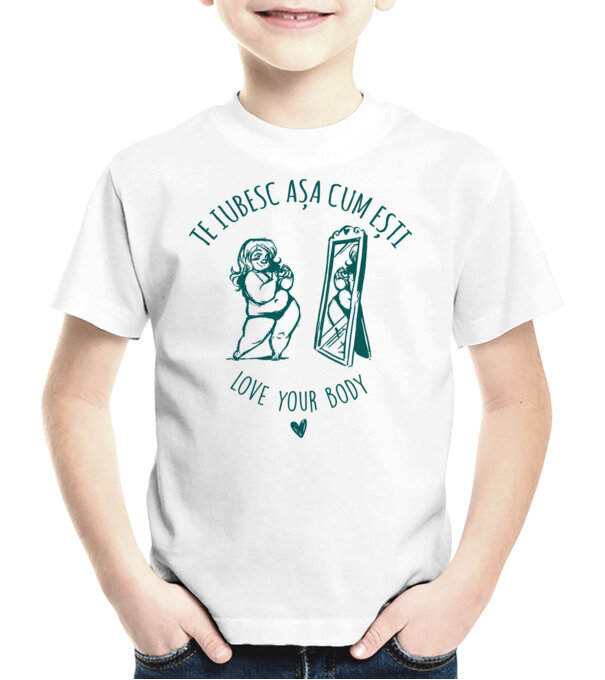  model  pe tricou