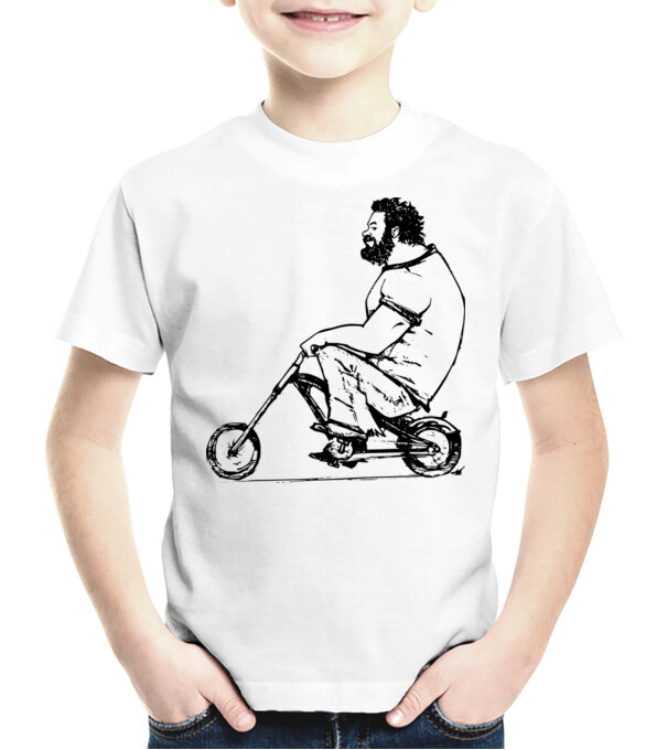  model  pe tricou