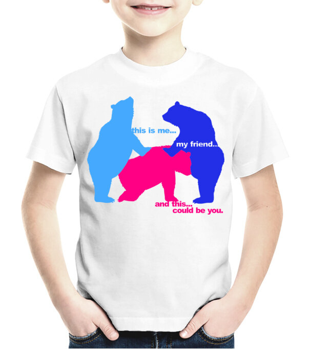  model  pe tricou