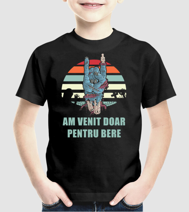 Am venit doar pentru bere model negru pe tricou