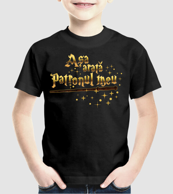 Așa arată patronul meu model negru pe tricou