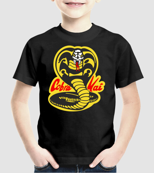 cobra kai logo model negru pe tricou