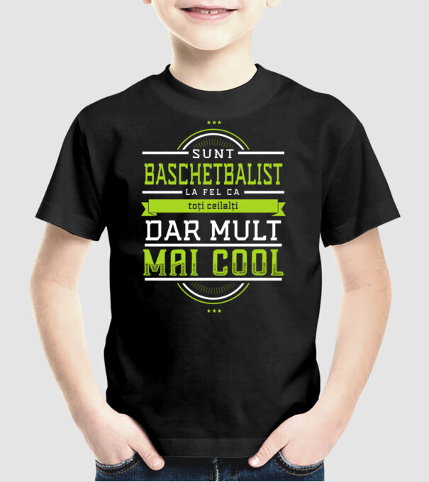 Sunt baschetbalist, la fel ca toți ceilalți, dar mult mai cool model negru pe tricou