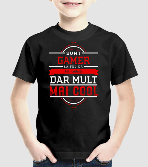 sunt gamer, la fel ca toți ceilalți, dar mult mai cool model negru pe tricou
